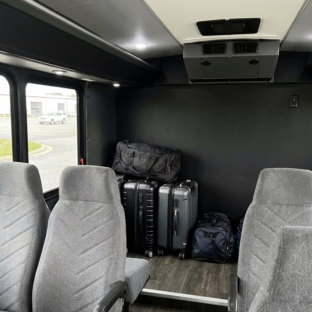 la quinta 15 passenger minibus luggage area