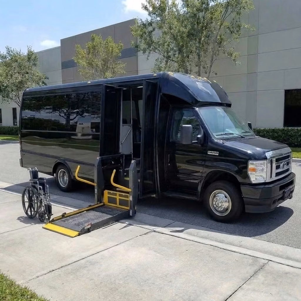 la quinta 18 passenger minibus wheelchair lift