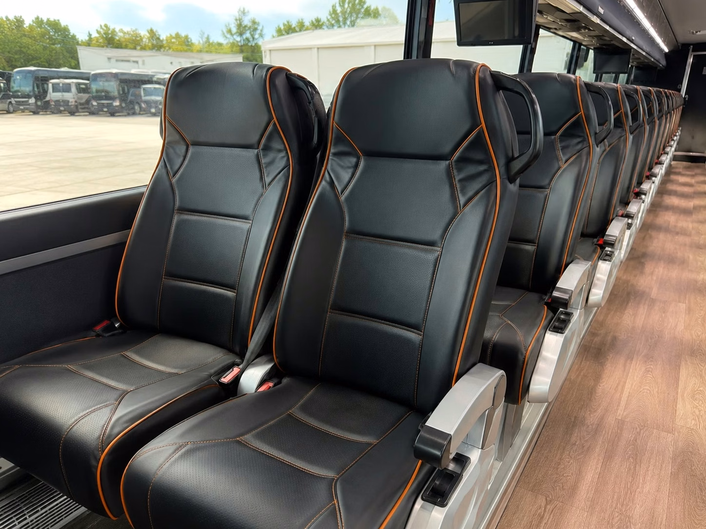 la quinta full size 56 passenger charter buses for large la quinta guest lists