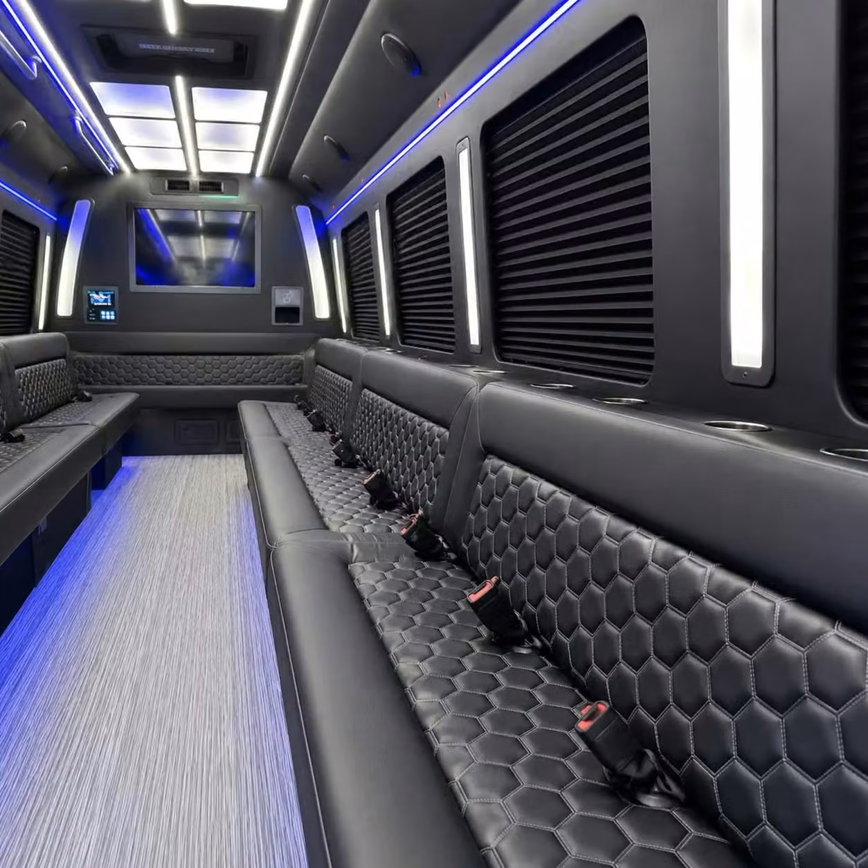la quinta party bus party lighting
