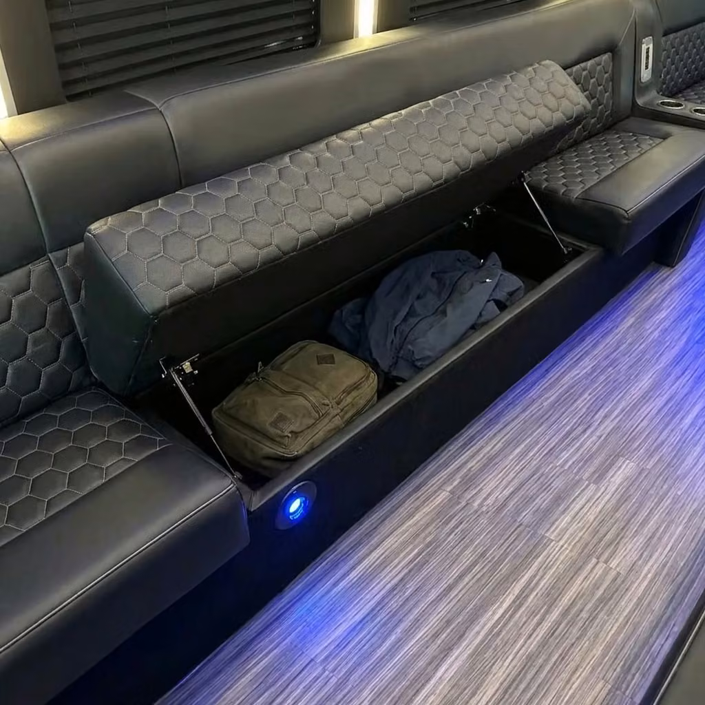 la quinta party bus under seat storage