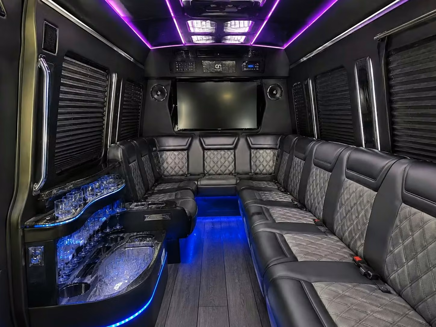 la quinta rehearsal dinner shuttle bus services