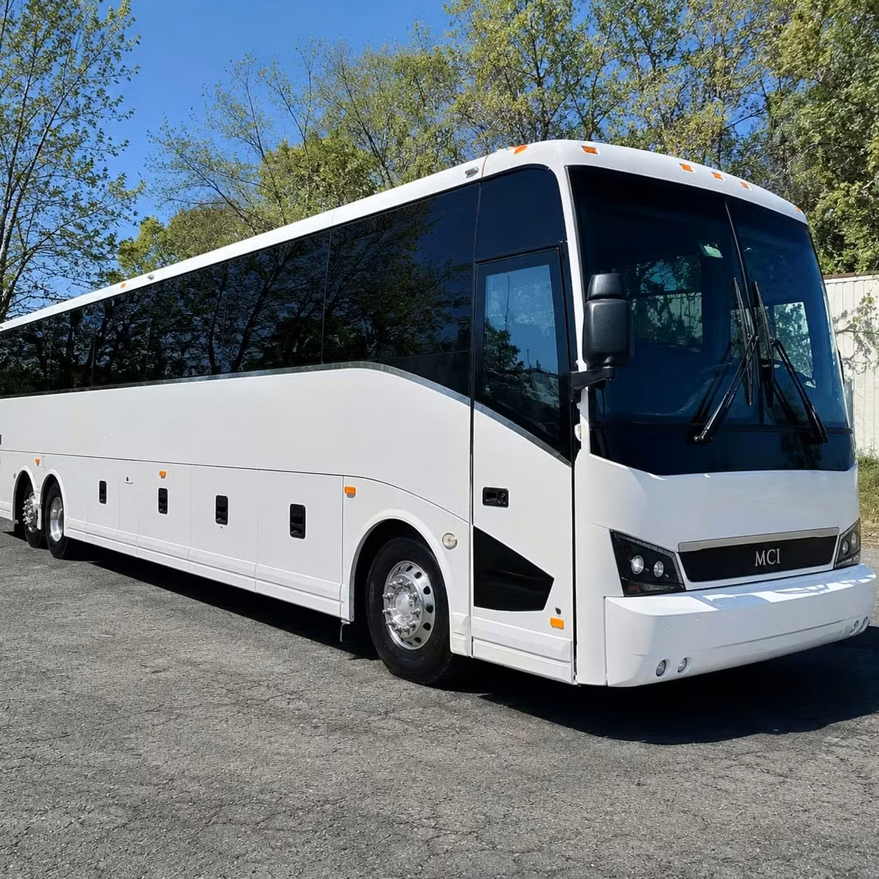 la quinta shuttles to special events and dinners